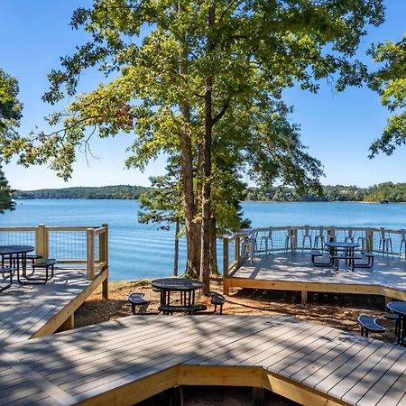 Dockside On Lake Hartwell Near Death Valley Clemson Eksteriør billede